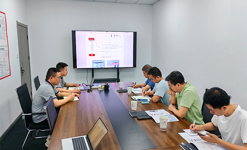 某大型变压器厂家到零度光电进行技术交流